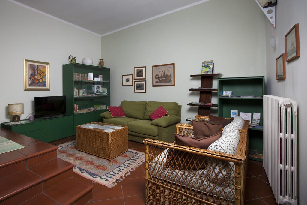 B&B La Rampichina Ивреа Экстерьер фото